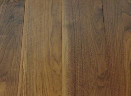 Инженерная доска Wood Bee Однополосная 1200*125*12 мм Орех американский глянец 10%