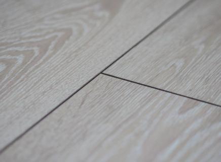 Ламинат Wood Style Solid Базальт