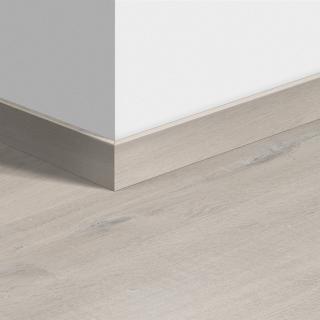 Плинтус Quick-Step Стандартный для ПВХ плитки Дуб хлопковый белый QSVSK40200