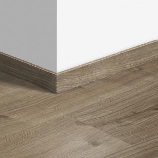 Плинтус Quick-Step Стандартный для ПВХ плитки Дуб коттедж серо-коричневый QSVSK40026