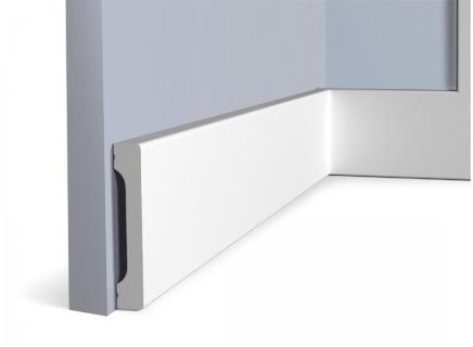 Плинтус Hiwood B70V1