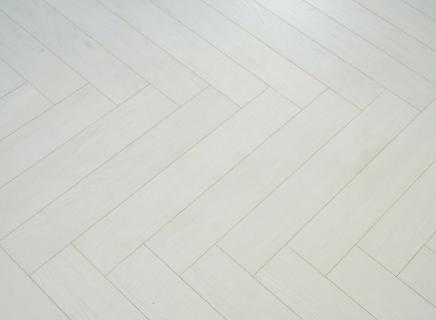 Ламинат Lamiwood Chester ёлочкой Дуб Брайтон 511