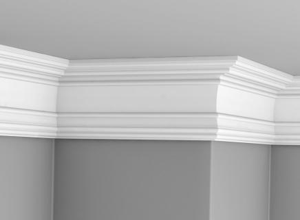 Плинтус Glanzepol инжекционный потолочный гладкий  GP-91